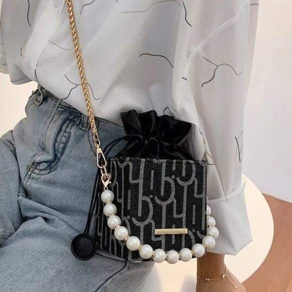 Black Denim Pearl Purse - Picture 2 of 2